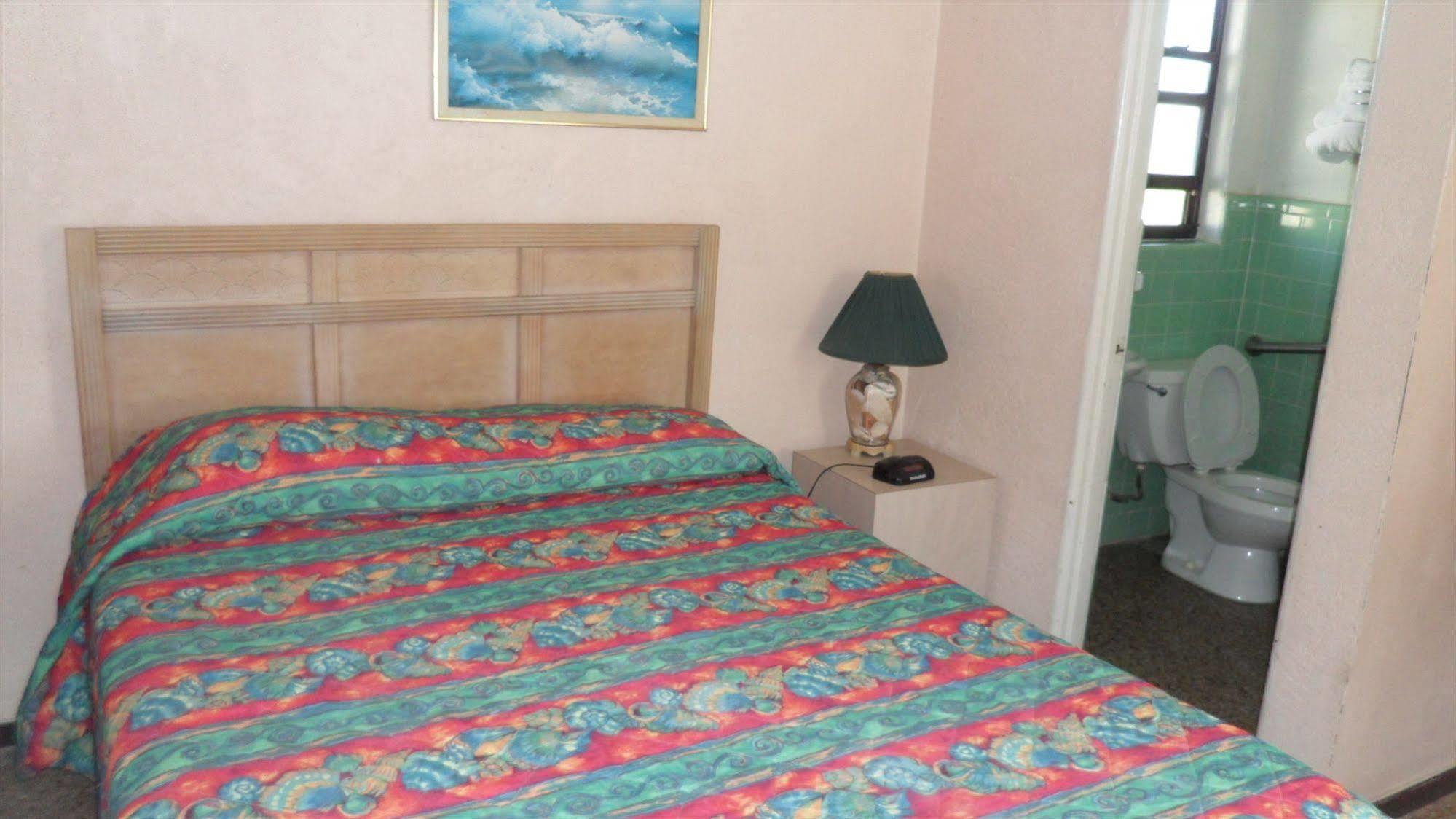 Lazy Hours Motel 弗拉格勒海滩 外观 照片